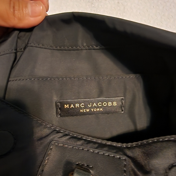 Marc Jacob's - Picture 3 of 4